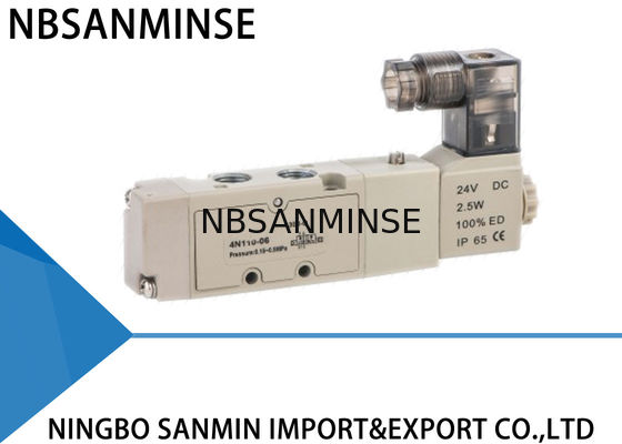 Ganda / Tunggal Coil Electro Pneumatic Solenoid Directional Control Valve 1/8 Inch