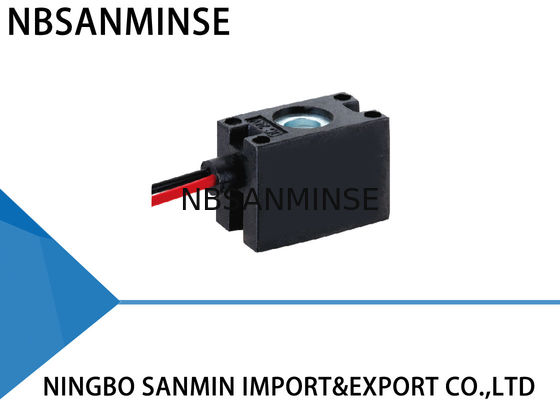 4V110F Series Coil Solenoid Valve AC220V DC24V 4V Untuk Magnetic Valve