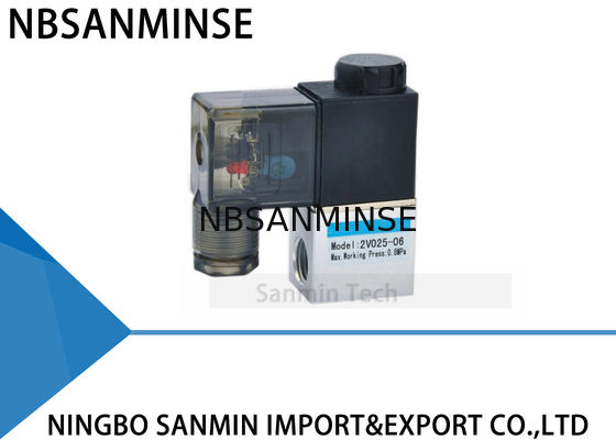2 Arah 2 Posisi 1/8 "1/4" Ukuran Port Pneumatic Solenoid Valve NBR Bahan Segel Minyak